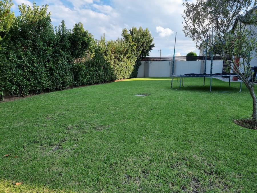 4 Bedroom Property for Sale in Copperleaf Estate Gauteng