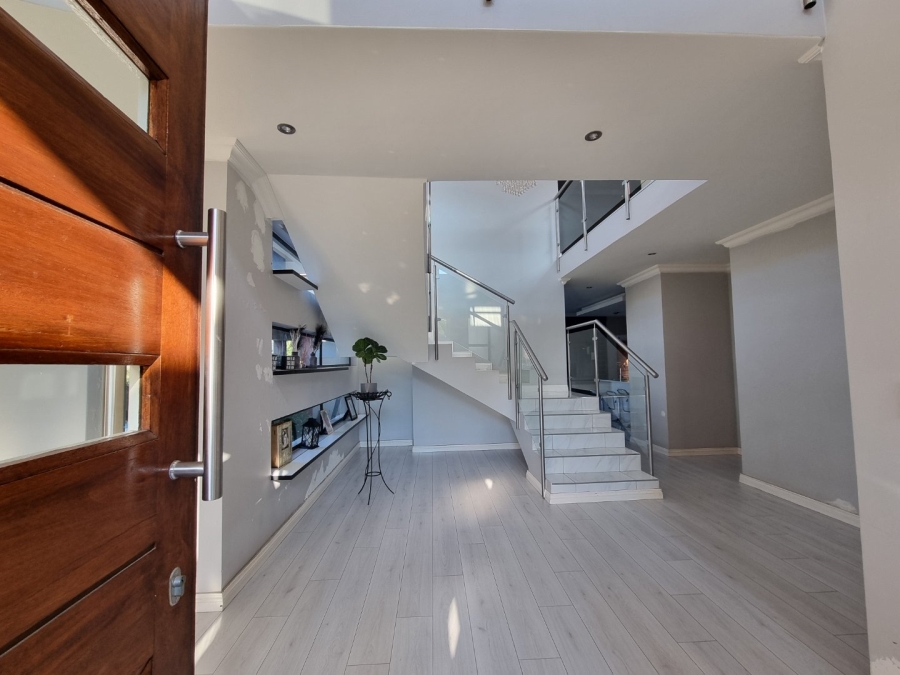 4 Bedroom Property for Sale in Copperleaf Estate Gauteng