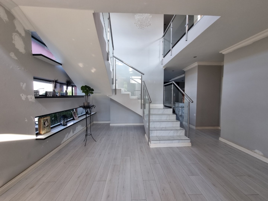 4 Bedroom Property for Sale in Copperleaf Estate Gauteng