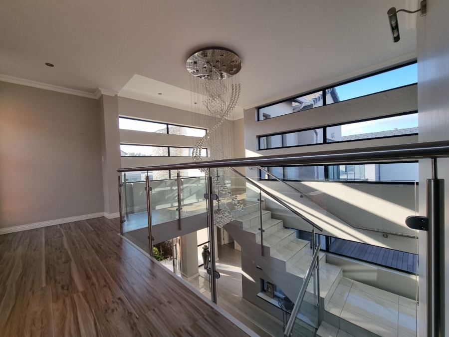 4 Bedroom Property for Sale in Copperleaf Estate Gauteng