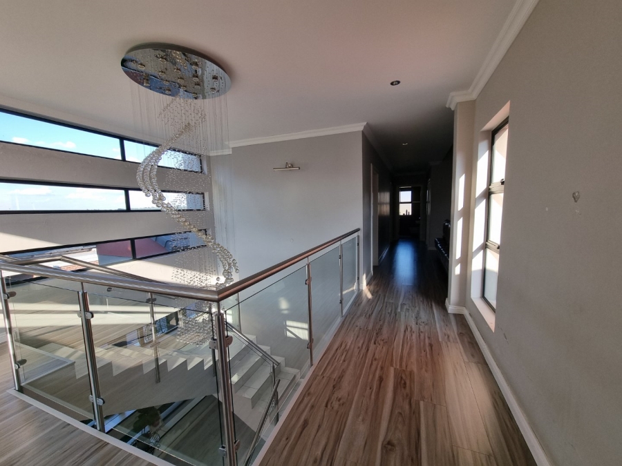 4 Bedroom Property for Sale in Copperleaf Estate Gauteng