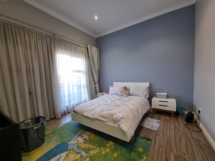 4 Bedroom Property for Sale in Copperleaf Estate Gauteng