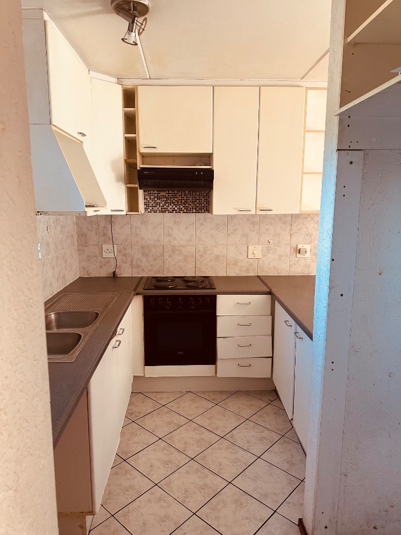2 Bedroom Property for Sale in Mulbarton Gauteng