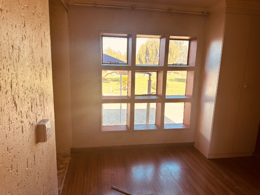 2 Bedroom Property for Sale in Mulbarton Gauteng
