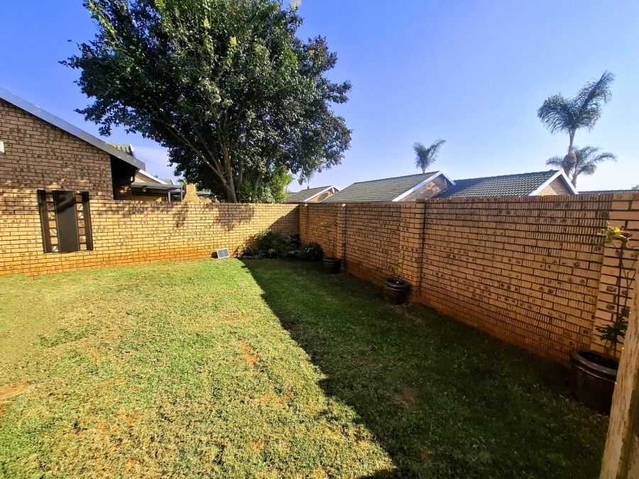 3 Bedroom Property for Sale in Equestria Gauteng