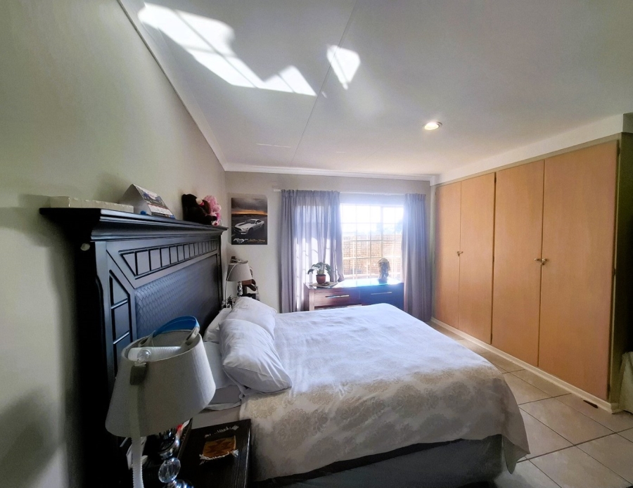 3 Bedroom Property for Sale in Equestria Gauteng