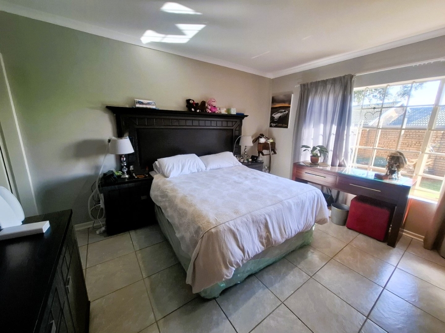 3 Bedroom Property for Sale in Equestria Gauteng
