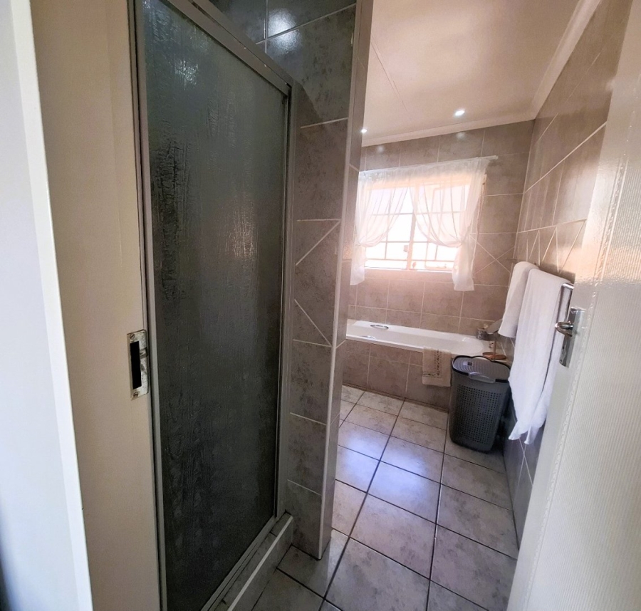 3 Bedroom Property for Sale in Equestria Gauteng