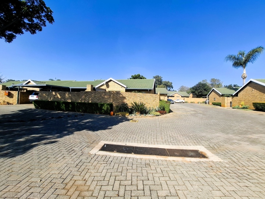 3 Bedroom Property for Sale in Equestria Gauteng