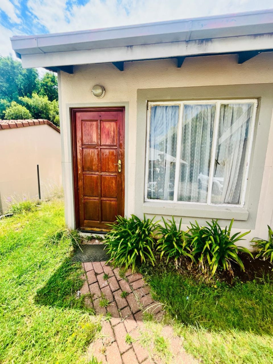 To Let 3 Bedroom Property for Rent in Country View Gauteng