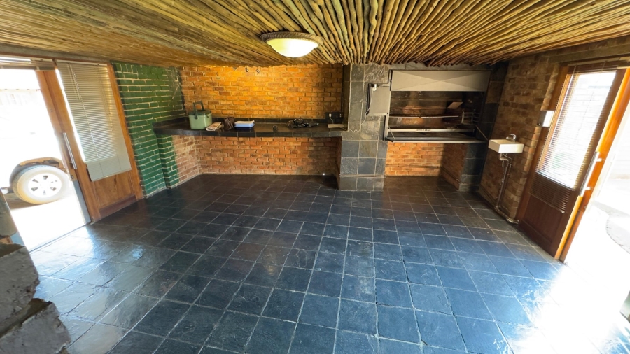 To Let 2 Bedroom Property for Rent in Rooihuiskraal North Gauteng