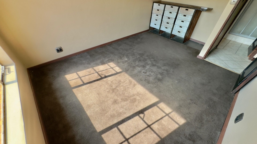 To Let 2 Bedroom Property for Rent in Rooihuiskraal North Gauteng