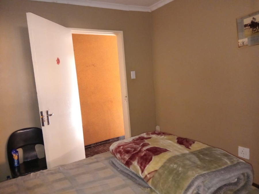  Bedroom Property for Sale in Dawn Park Gauteng