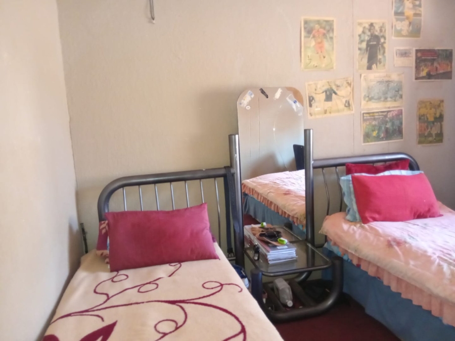  Bedroom Property for Sale in Dawn Park Gauteng