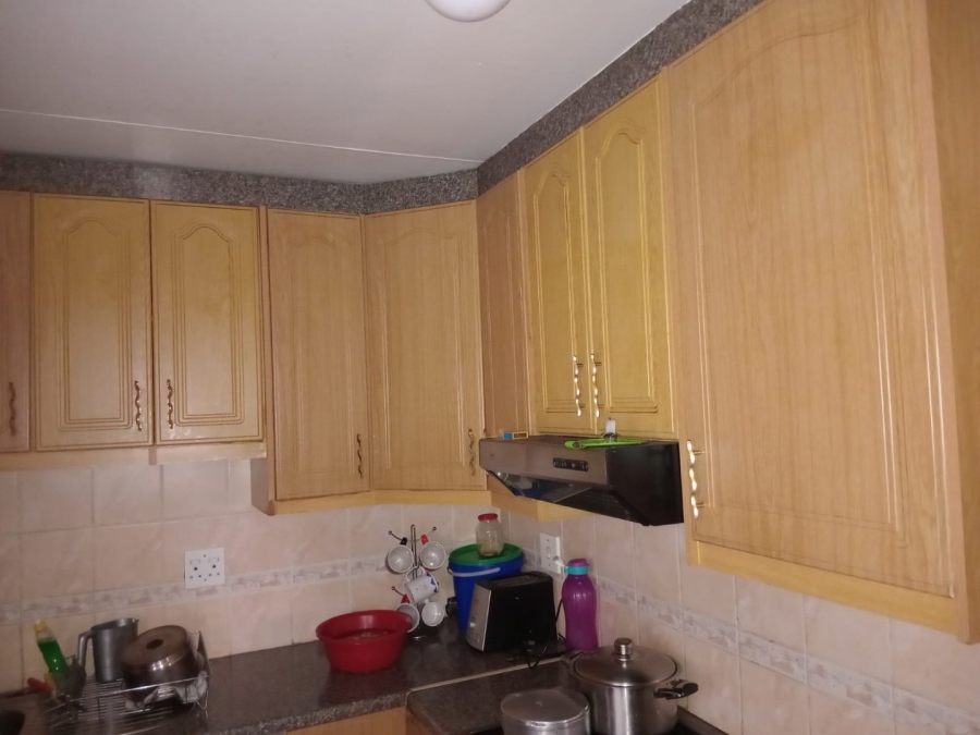  Bedroom Property for Sale in Dawn Park Gauteng