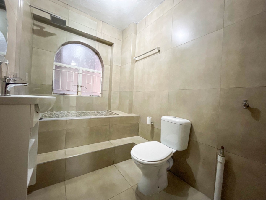 To Let 2 Bedroom Property for Rent in Randburg Central Gauteng
