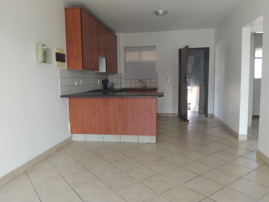 To Let 2 Bedroom Property for Rent in Vorna Valley Gauteng