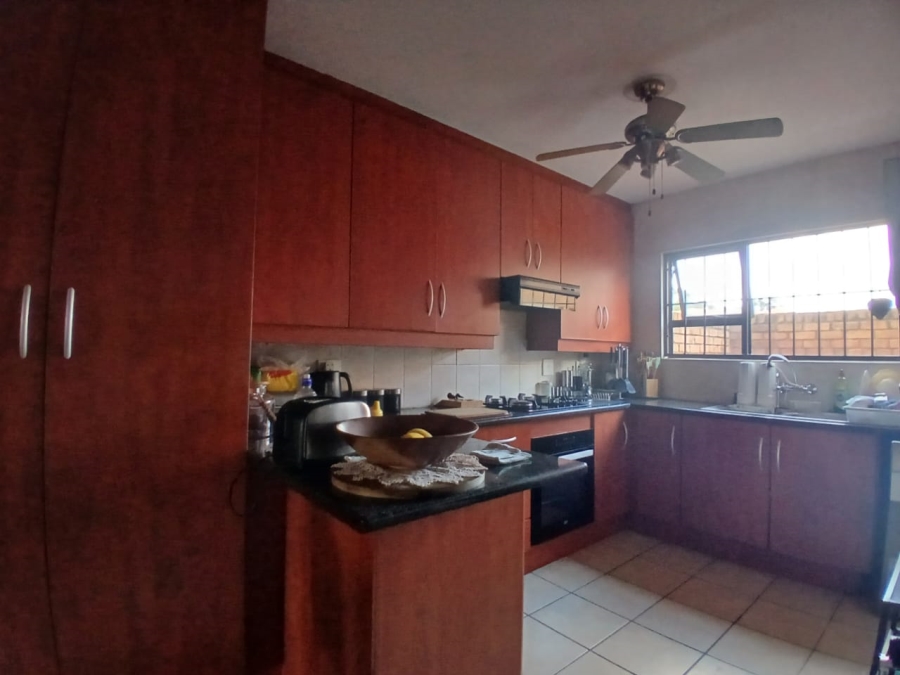 2 Bedroom Property for Sale in Florentia Gauteng