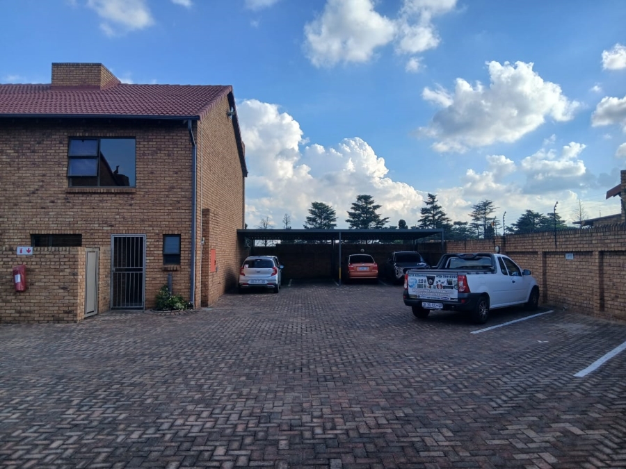 2 Bedroom Property for Sale in Florentia Gauteng
