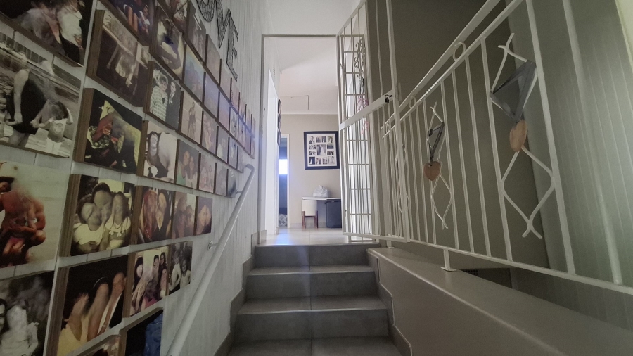  Bedroom Property for Sale in Eastleigh Gauteng
