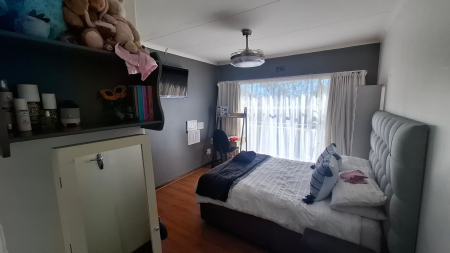 Bedroom Property for Sale in Eastleigh Gauteng
