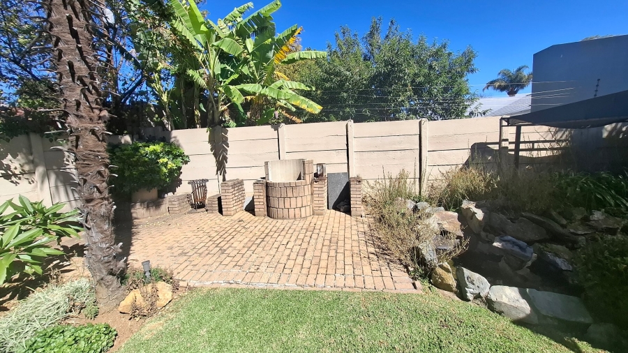  Bedroom Property for Sale in Eastleigh Gauteng