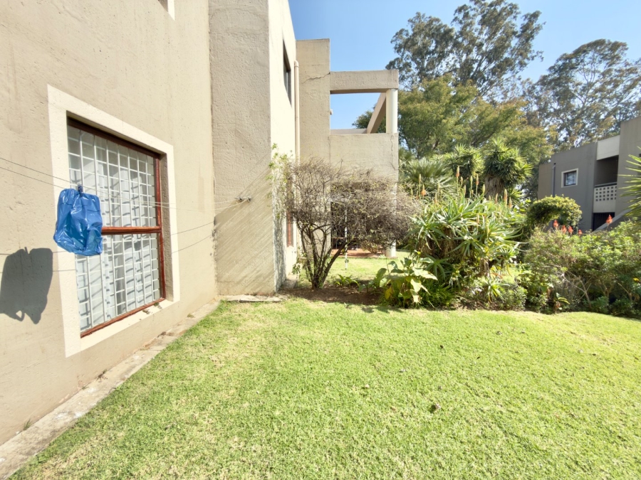To Let 2 Bedroom Property for Rent in New Market Park Gauteng