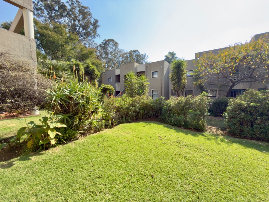 To Let 2 Bedroom Property for Rent in New Market Park Gauteng