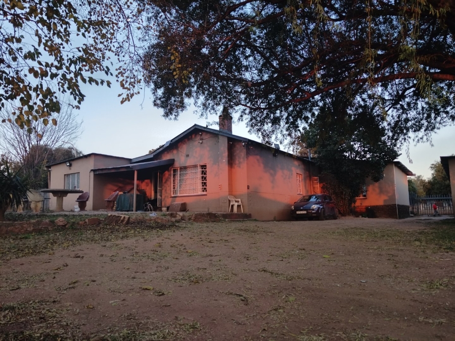 4 Bedroom Property for Sale in Rensburg Gauteng