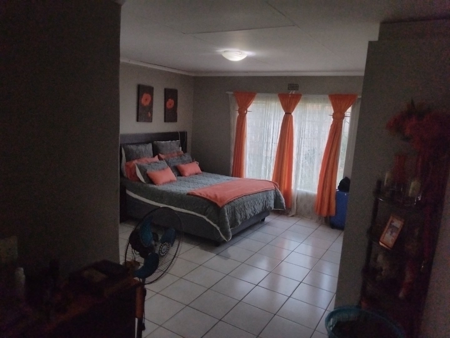 4 Bedroom Property for Sale in Rensburg Gauteng