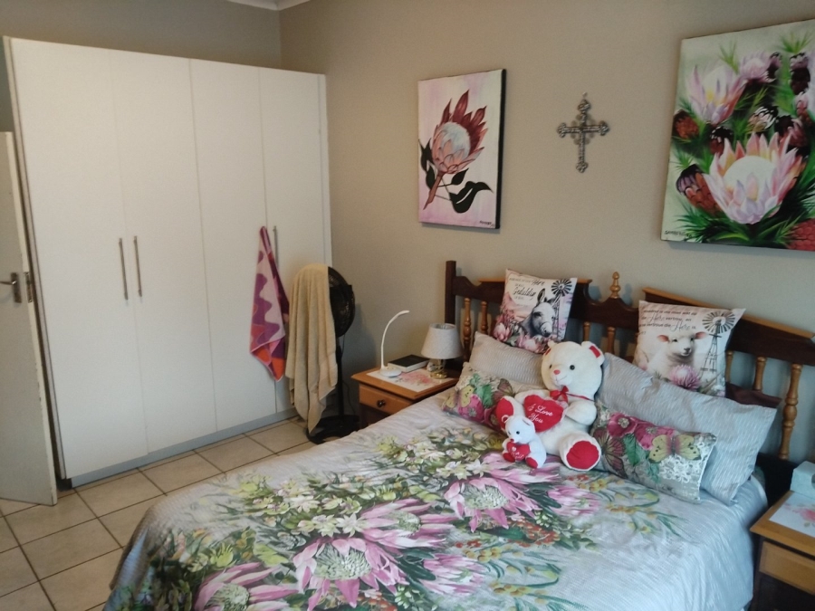 4 Bedroom Property for Sale in Rensburg Gauteng
