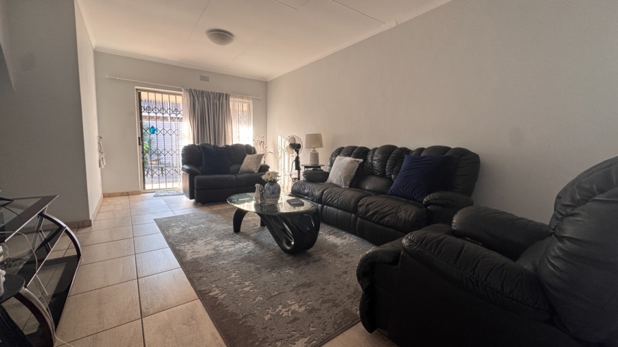 3 Bedroom Property for Sale in Three Rivers Gauteng