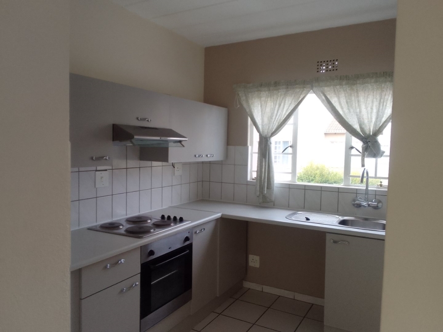 To Let 3 Bedroom Property for Rent in Eden Glen Gauteng
