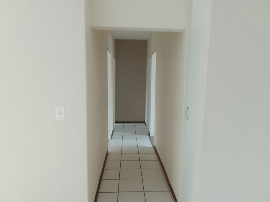 To Let 3 Bedroom Property for Rent in Eden Glen Gauteng