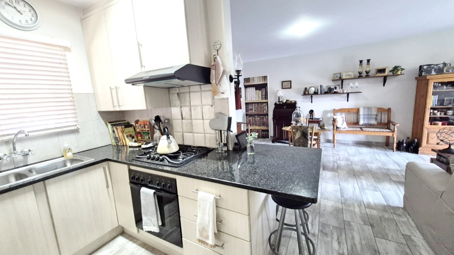 2 Bedroom Property for Sale in Rietvalleirand Gauteng