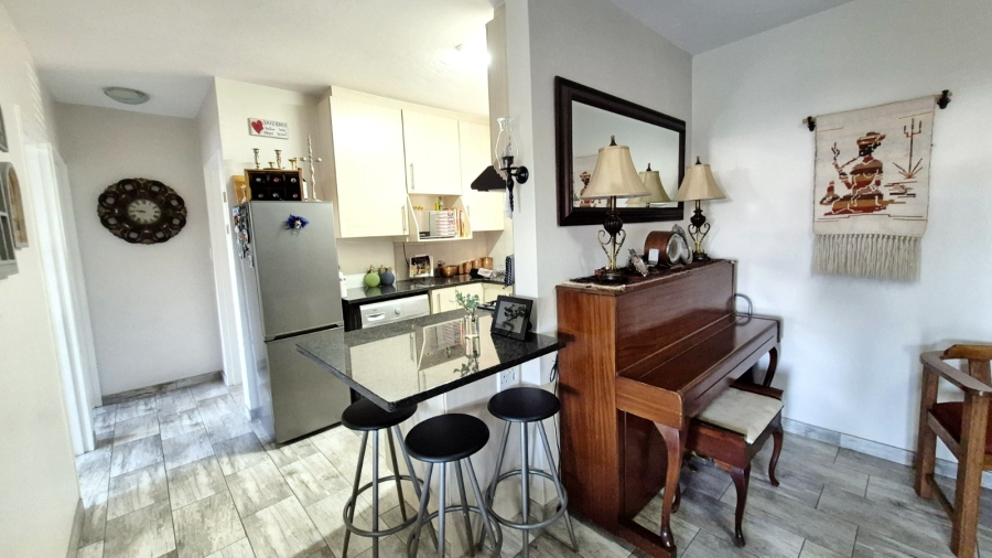 2 Bedroom Property for Sale in Rietvalleirand Gauteng