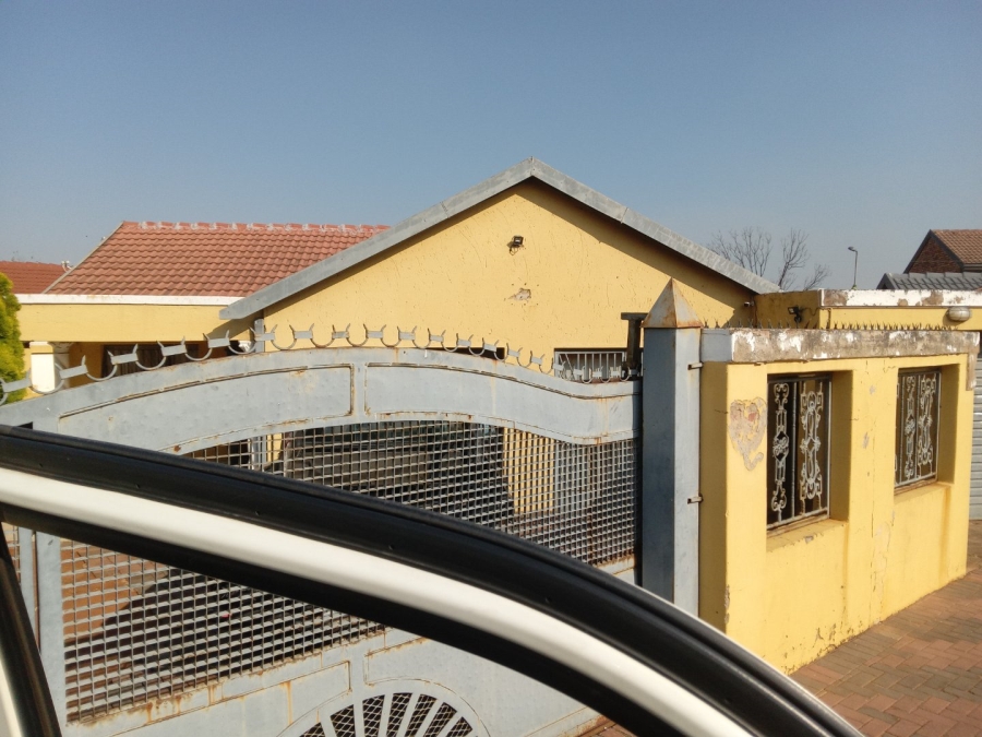 3 Bedroom Property for Sale in Philip Nel Park Gauteng
