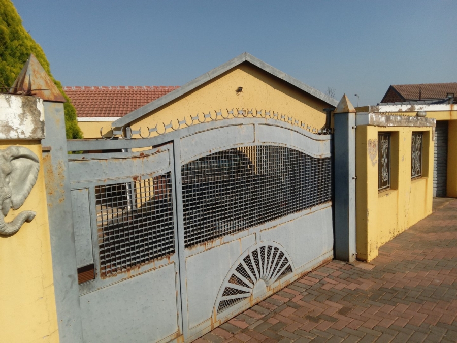 3 Bedroom Property for Sale in Philip Nel Park Gauteng