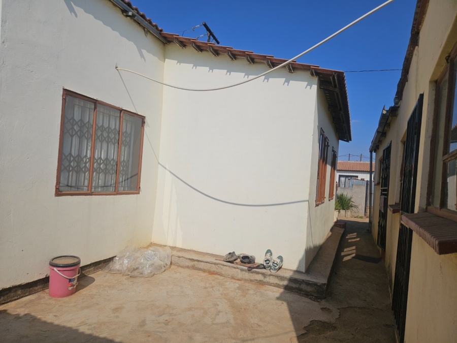 3 Bedroom Property for Sale in Daveyton Gauteng