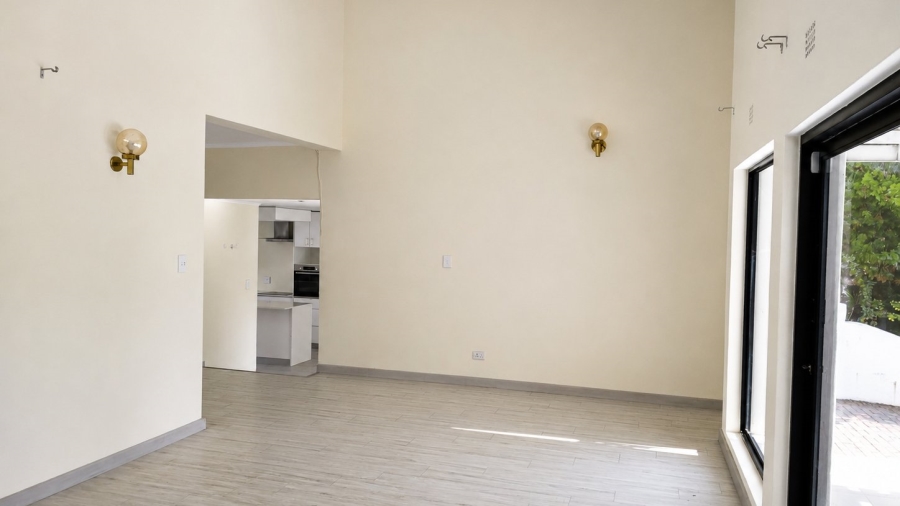 To Let 4 Bedroom Property for Rent in Fourways Gauteng