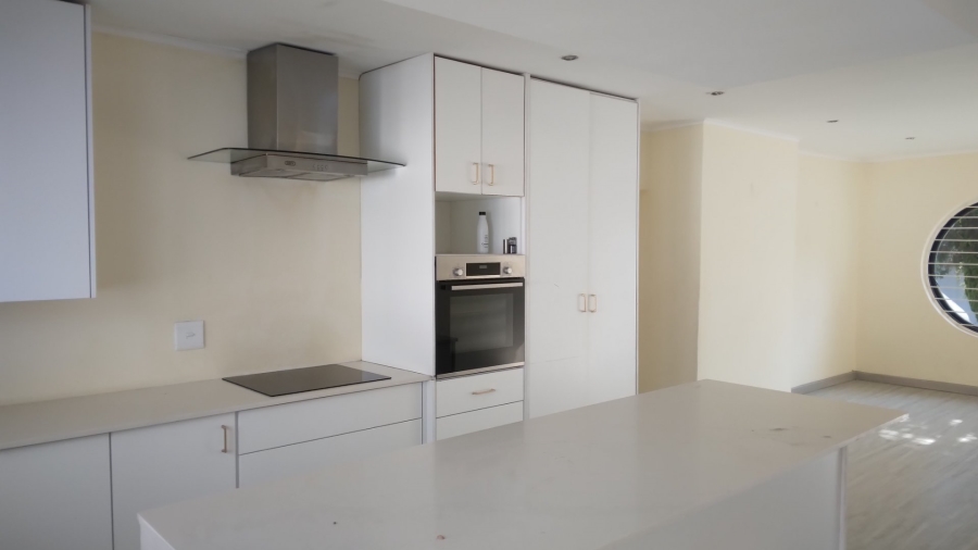 To Let 4 Bedroom Property for Rent in Fourways Gauteng