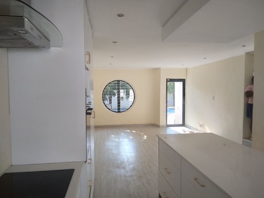 To Let 4 Bedroom Property for Rent in Fourways Gauteng