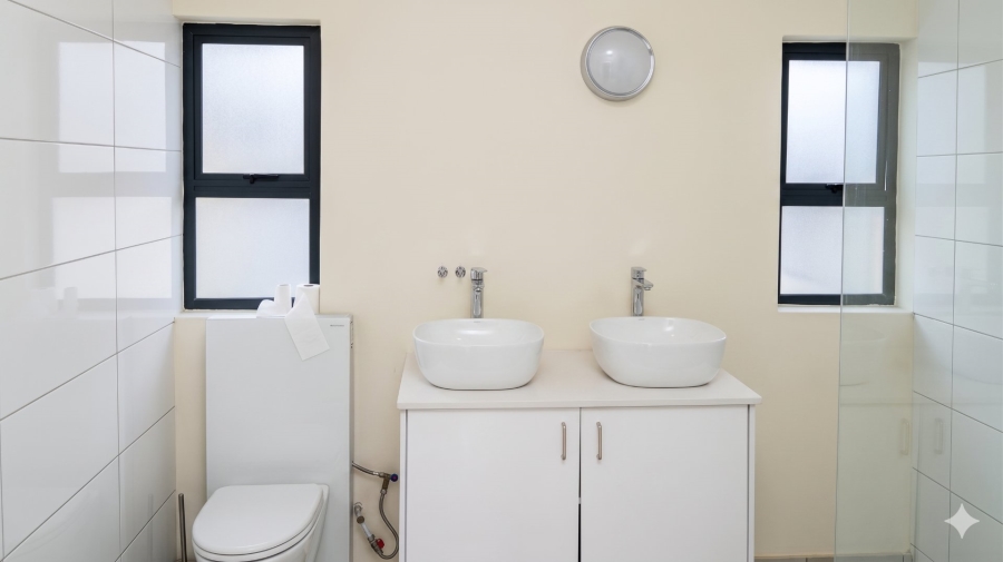 To Let 4 Bedroom Property for Rent in Fourways Gauteng