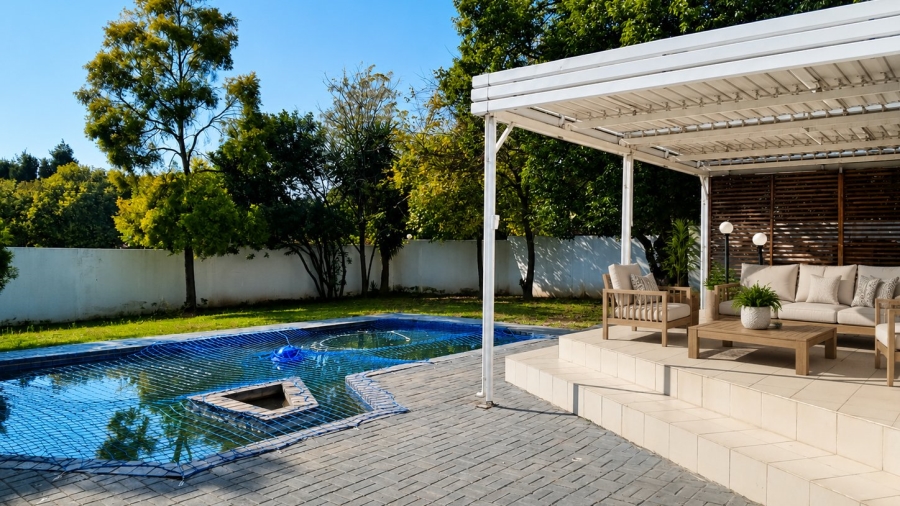 To Let 4 Bedroom Property for Rent in Fourways Gauteng