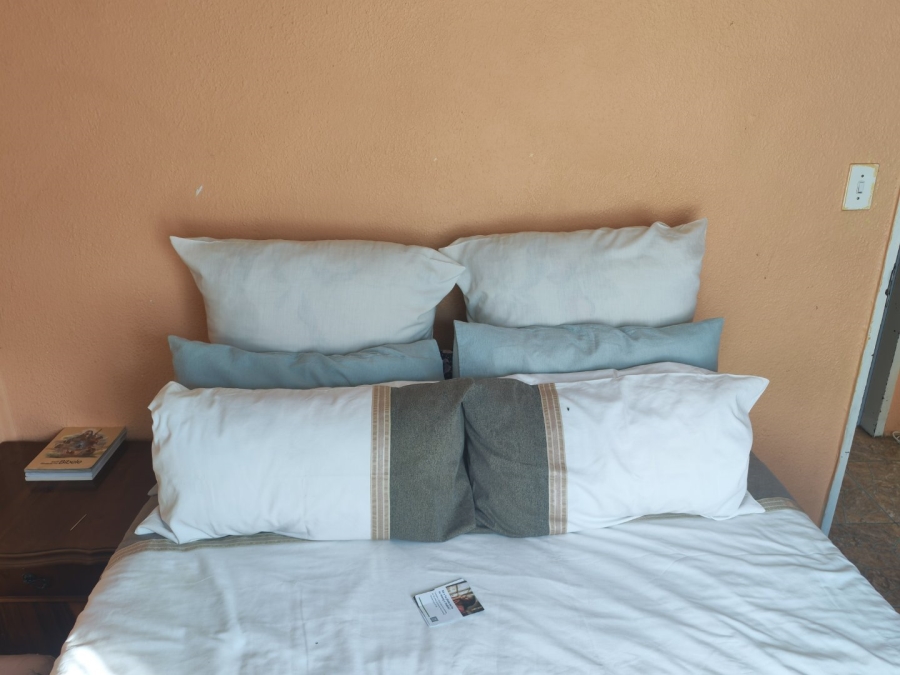 2 Bedroom Property for Sale in Soshanguve FF Gauteng