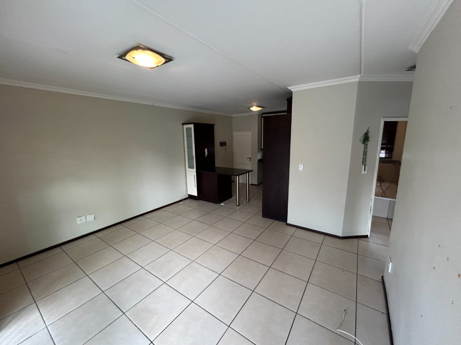 To Let 2 Bedroom Property for Rent in Cresta Gauteng
