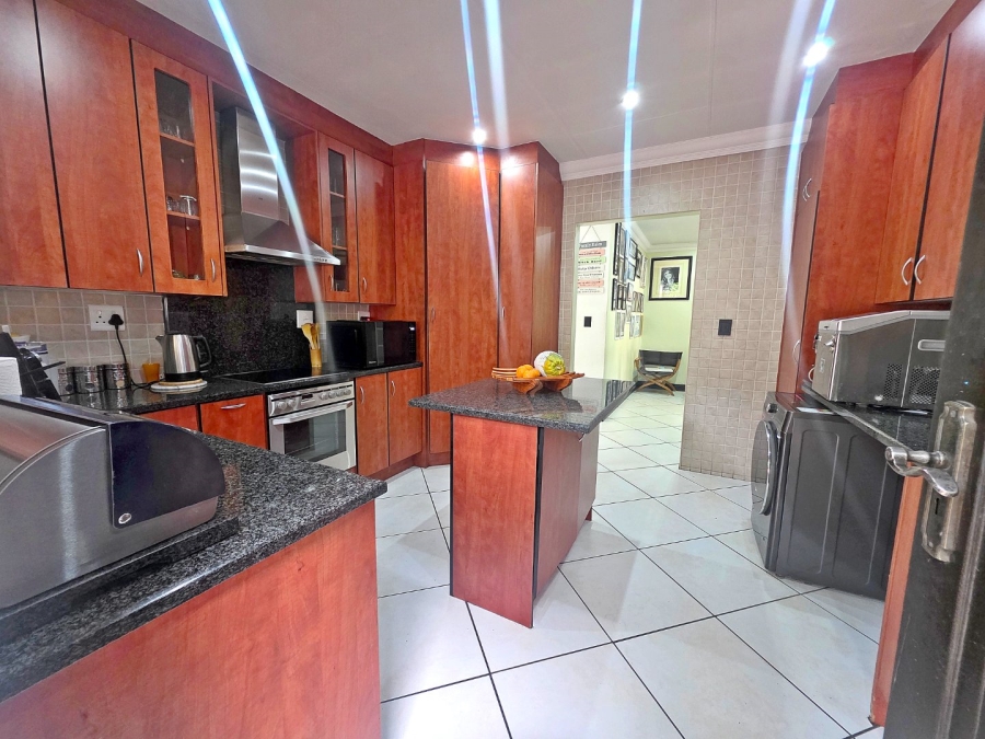 4 Bedroom Property for Sale in Sunward Park Gauteng