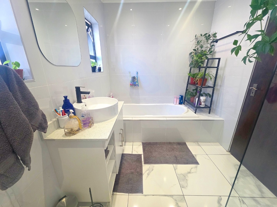 4 Bedroom Property for Sale in Sunward Park Gauteng