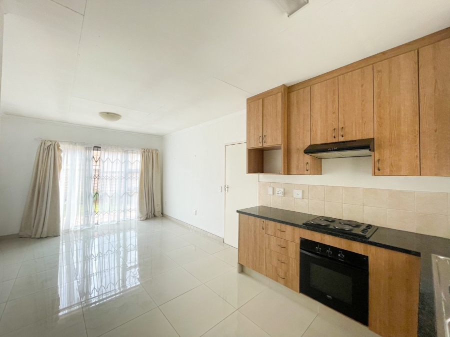 To Let 2 Bedroom Property for Rent in Kosmosdal Gauteng