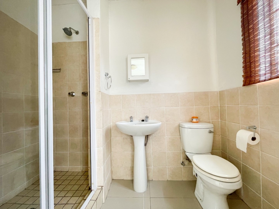 To Let 2 Bedroom Property for Rent in Kosmosdal Gauteng